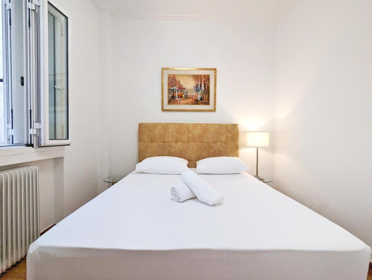 Victroria Grand Palace Apartment Athènes Extérieur photo
